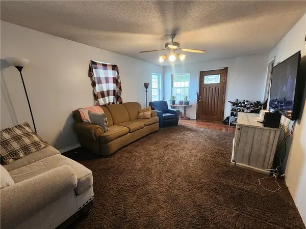 40 Munger AVE, Kansas City, MO 64119