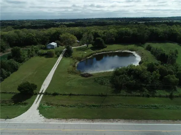 24625 Old Kc RD, Paola, KS 66071