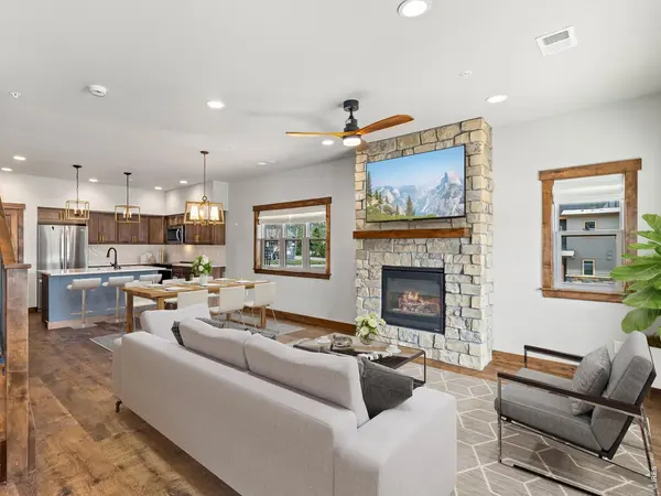 1709 Continental Peaks, Estes Park, CO 80517