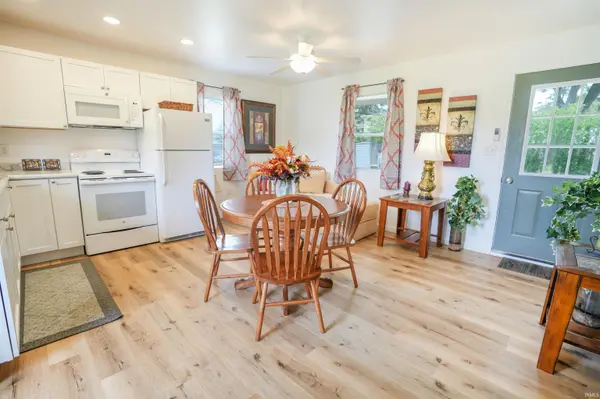 11801 Lookout DR, Monticello, IN 47960