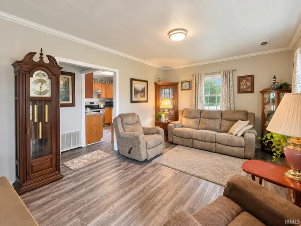 2107 W 8th ST, Marion, IN 46953