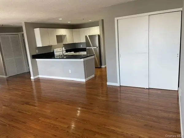 202 Main ST ##210, Port Jefferson, NY 11777