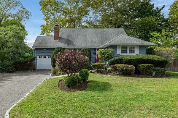 144 Nassau AVE, West Babylon, NY 11704