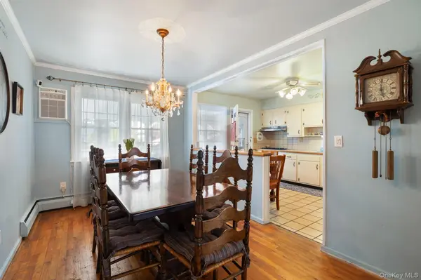 144 Nassau AVE, West Babylon, NY 11704