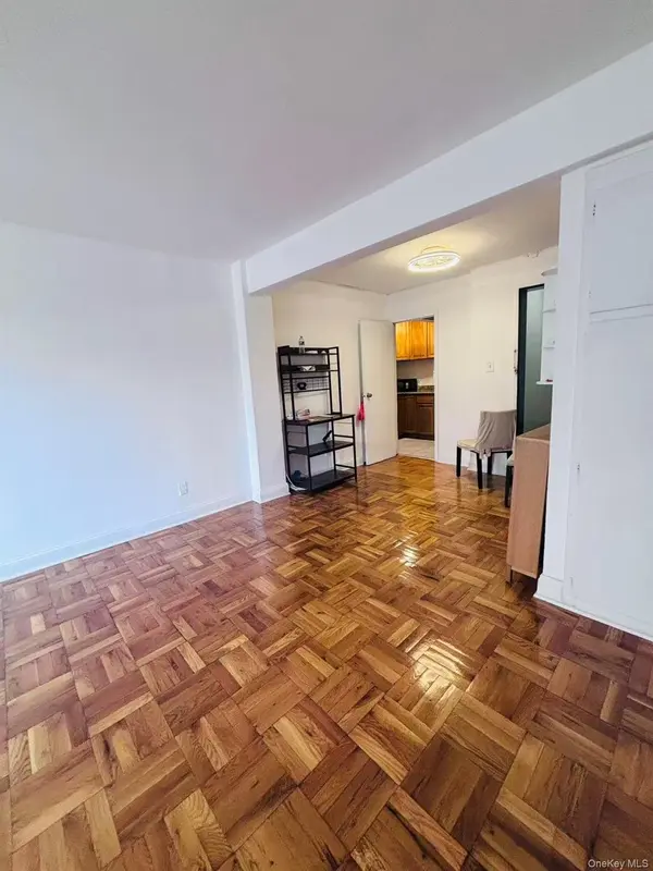 137-40 45TH AVE #1F, Flushing, NY 11355