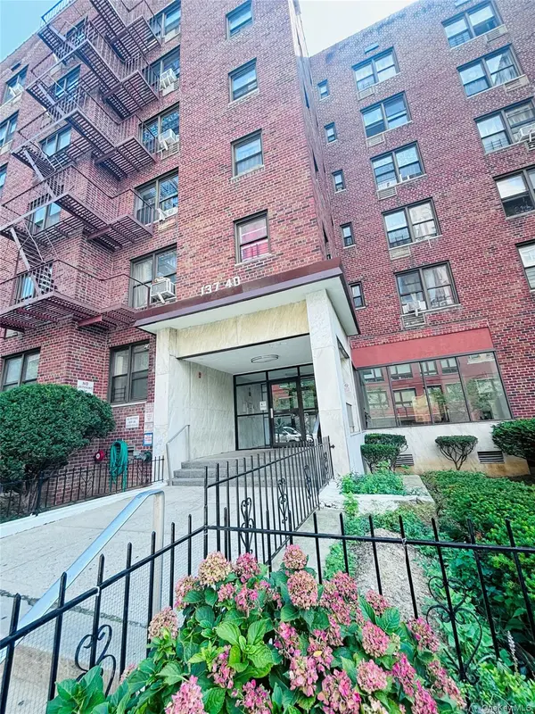 137-40 45TH AVE #1F, Flushing, NY 11355