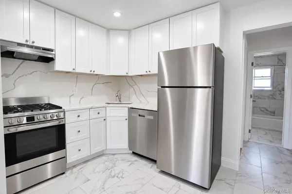 330 E Broadway #211, Long Beach, NY 11561