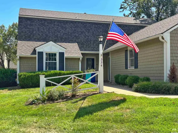 334 Woodlawn CIR, Lawrence, KS 66049