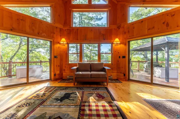 3226 Phillips Rd, Cook, MN 55723