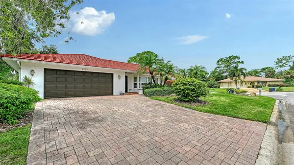 4777 OVERBURY PL, Sarasota, FL 34241