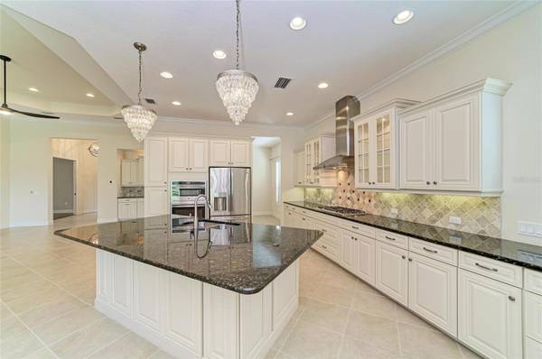 14716 CASTLE PARK TER, Lakewood Ranch, FL, 34202 photo 10