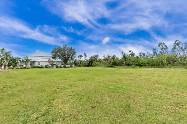 4061 LEA MARIE ISLAND DR, Port Charlotte, FL 33952