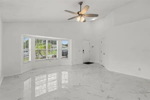 301 BOUGAINVILLEA ST NW, Palm Bay, FL 32907