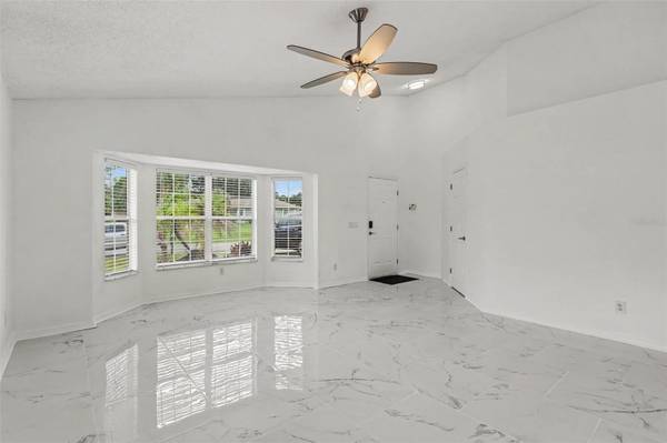 301 BOUGAINVILLEA ST NW, Palm Bay, FL 32907