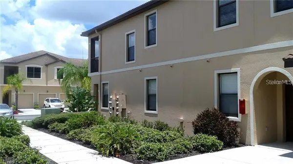 4213 VIA PIEDRA CIR #8-104, Sarasota, FL 34233