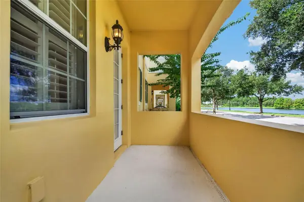 8668 ELDER LN, Orlando, FL 32827