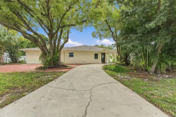 3111 W SPRUCE ST, Tampa, FL 33607