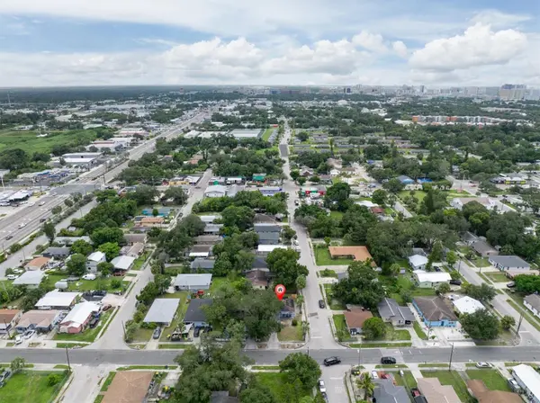 1930 29TH ST, Sarasota, FL 34234