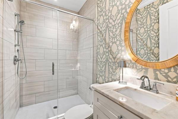 2705 W TRILBY AVE, Tampa, FL, 33611 photo 11