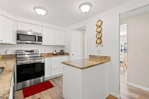 661 MOUNT PINEY AVE NE #697, St Petersburg, FL, 33702 photo 15