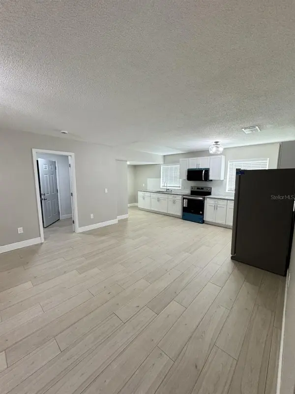818 E AIRPORT BLVD, Sanford, FL 32773