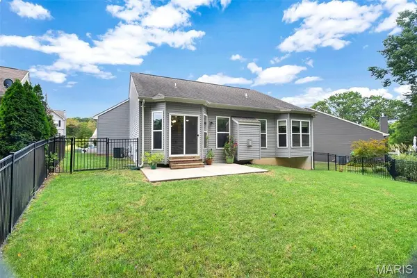 125 San Marino Pkwy, Fenton, MO 63026