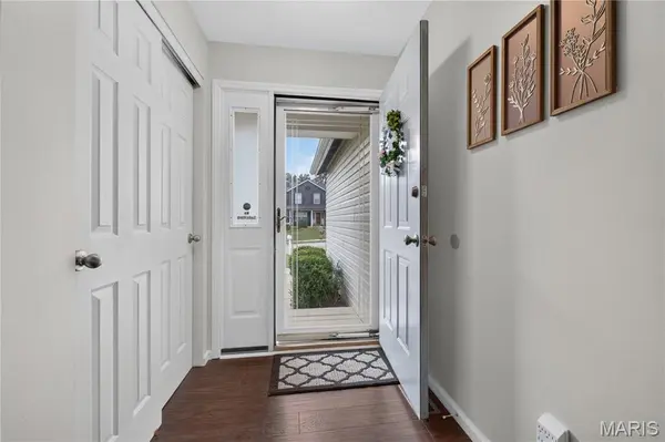 1683 Oakwood DR, O'fallon, MO 63366