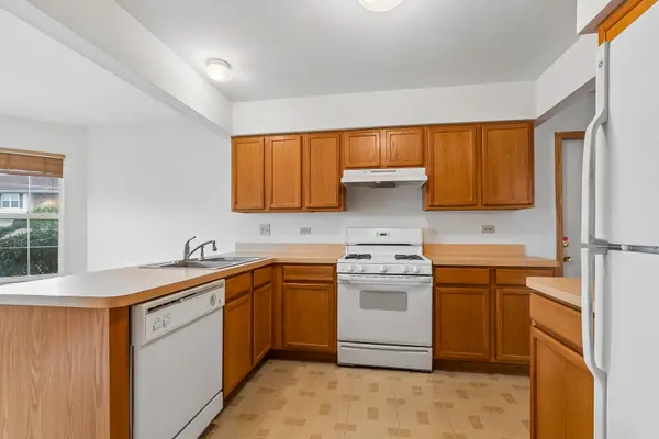18260 Kirby DR, Tinley Park, IL 60487