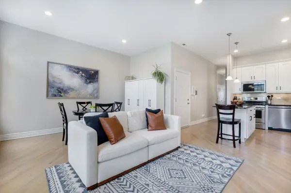 4216 N Ashland AVE #3, Chicago, IL 60613