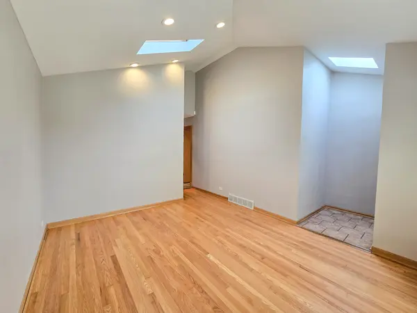 4531 S Keeler AVE, Chicago, IL 60632