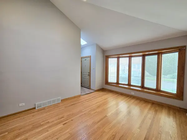 4531 S Keeler AVE, Chicago, IL 60632
