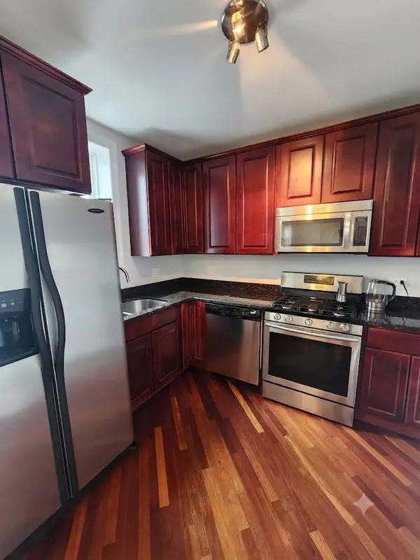 3335 W BELLE PLAINE AVE #3A, Chicago, IL 60618