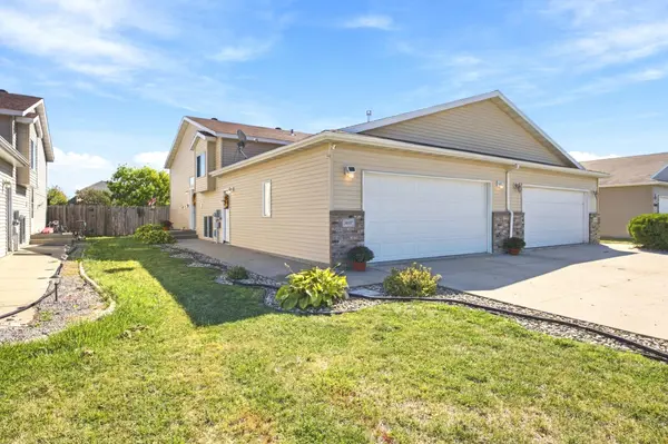 3600 11th ST S, Moorhead, MN 56560