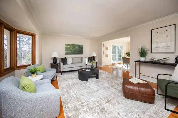 5600 W 70th ST, Edina, MN 55439