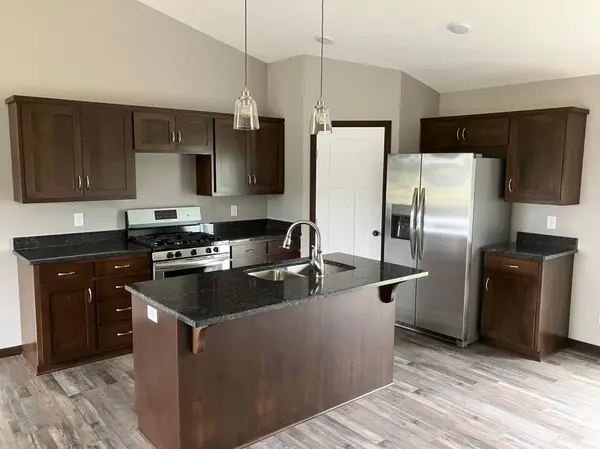 14272 308th AVE NW, Baldwin Twp, MN 55371