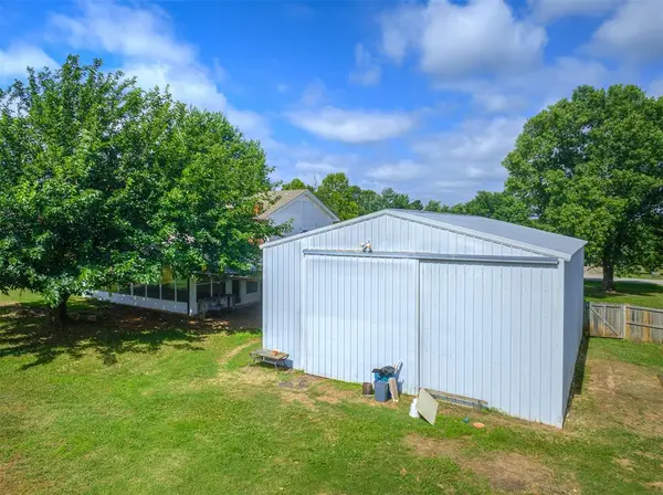 1170 Mockingbird CIR, Choctaw, OK 73020