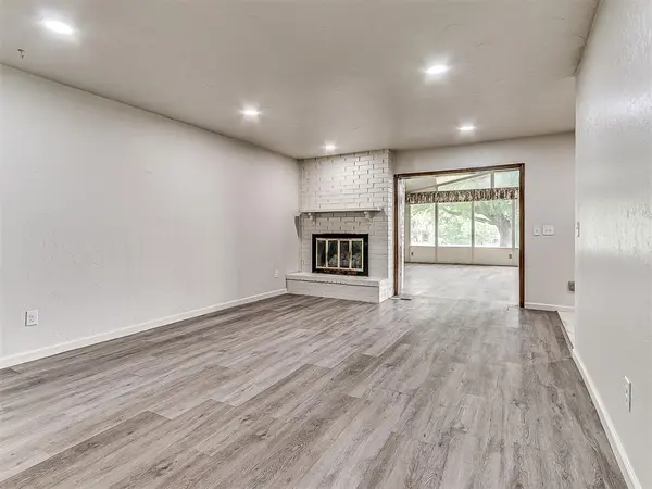 1170 Mockingbird CIR, Choctaw, OK 73020
