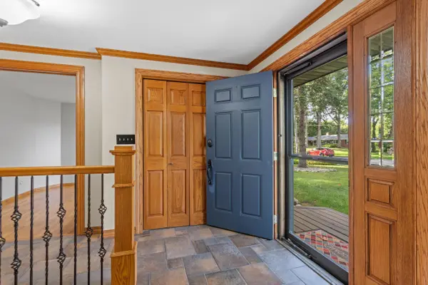 3046 BAY VIEW DR, Green Bay, WI 54311