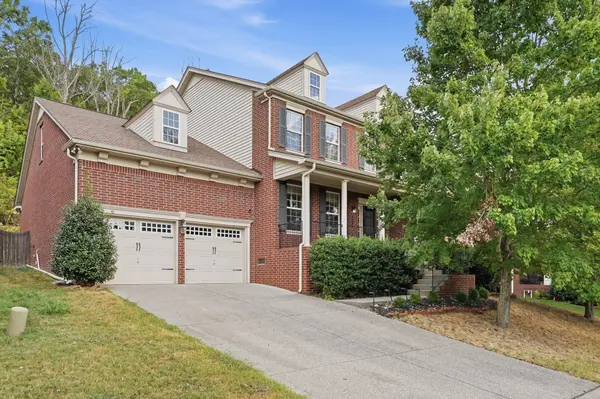 1414 Chantilly Ln, Franklin, TN 37067
