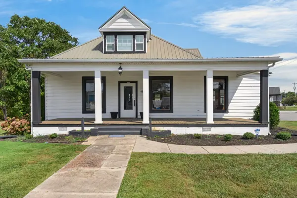 402 N Chancery St, Mcminnville, TN 37110