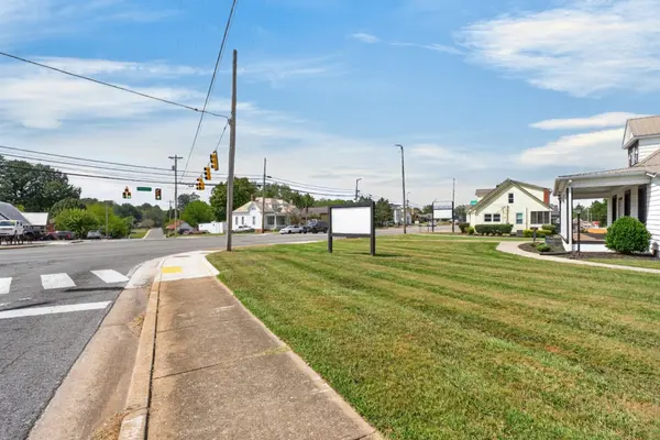 402 N Chancery St, Mcminnville, TN 37110
