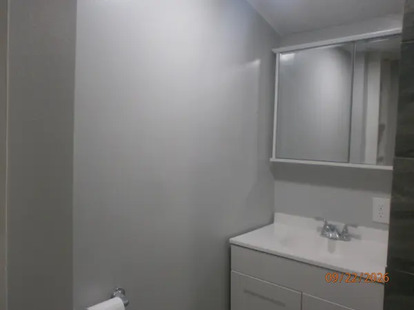1121 E ASH, Salina, KS 67401