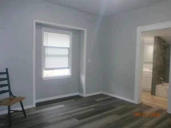 1121 E ASH, Salina, KS 67401