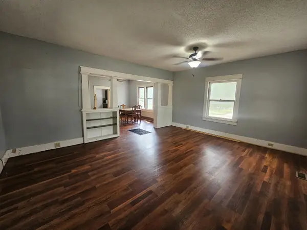 314 Jasper ST, Aurora, MO 65605