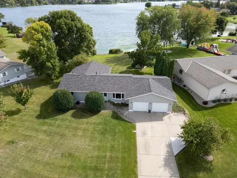 500 Hickman DR, Sauk Centre, MN 56378
