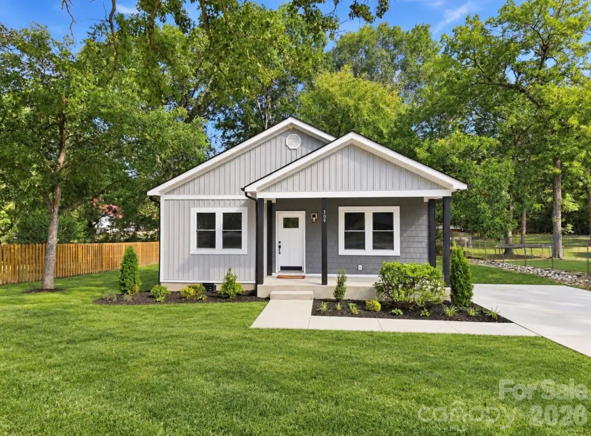 309 College ST, Marshville, NC 28103
