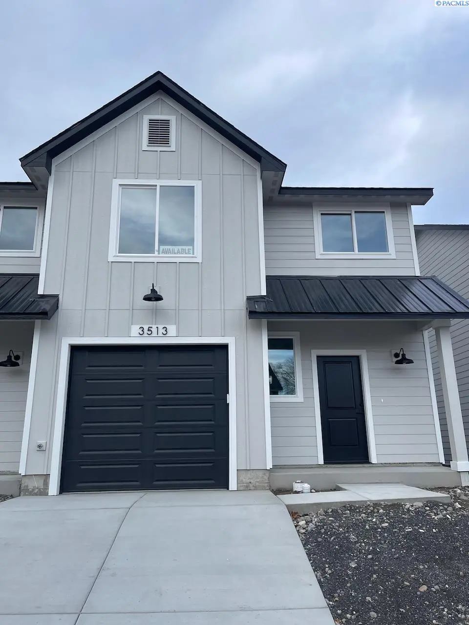 3513 W 6th Place, Kennewick, WA 99336