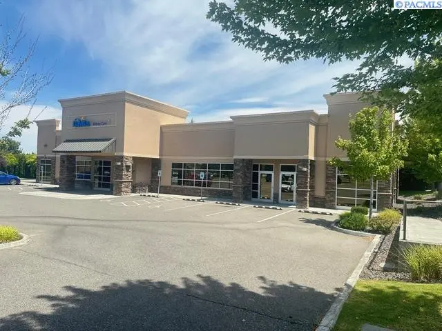 3208 W 19th Ave, Kennewick, WA 99337