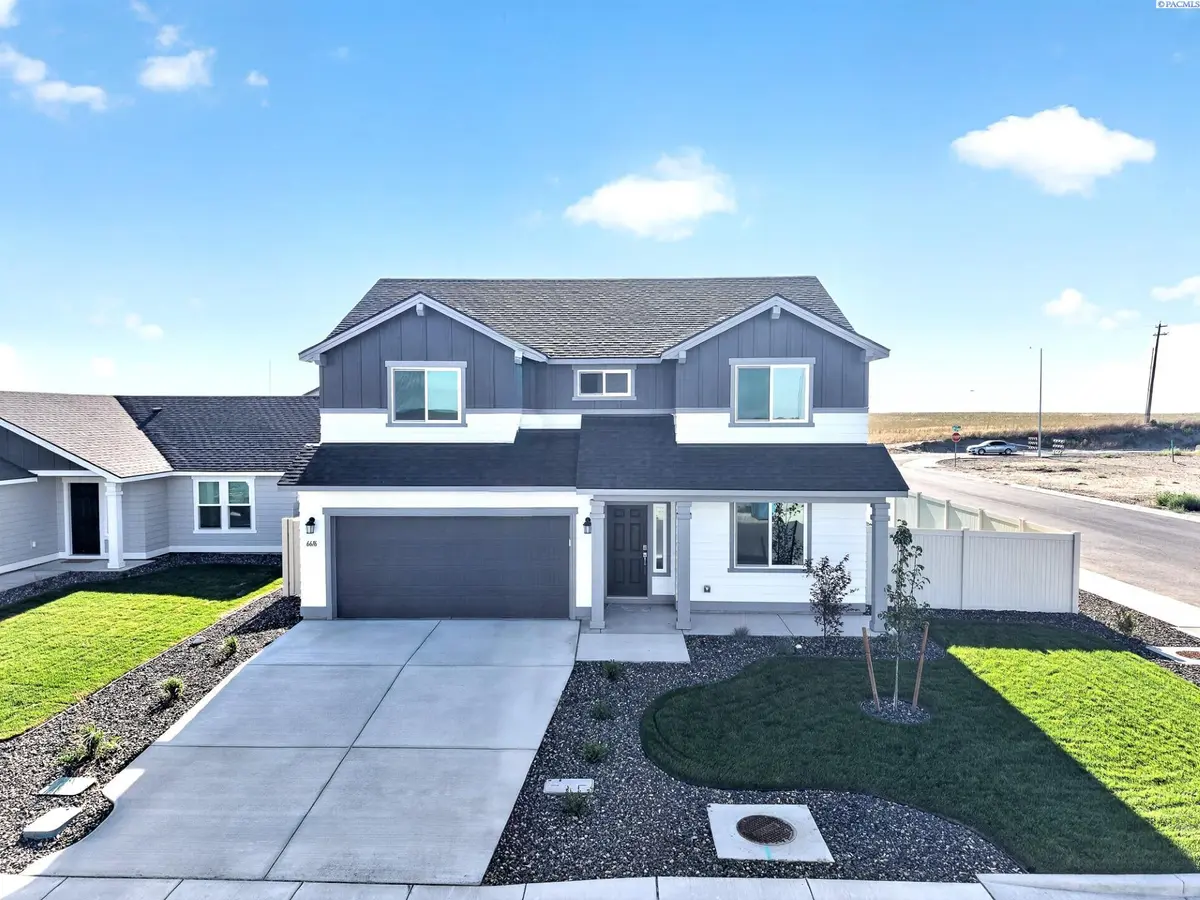 6616 Desert Ridge Ln., Pasco, WA 99301