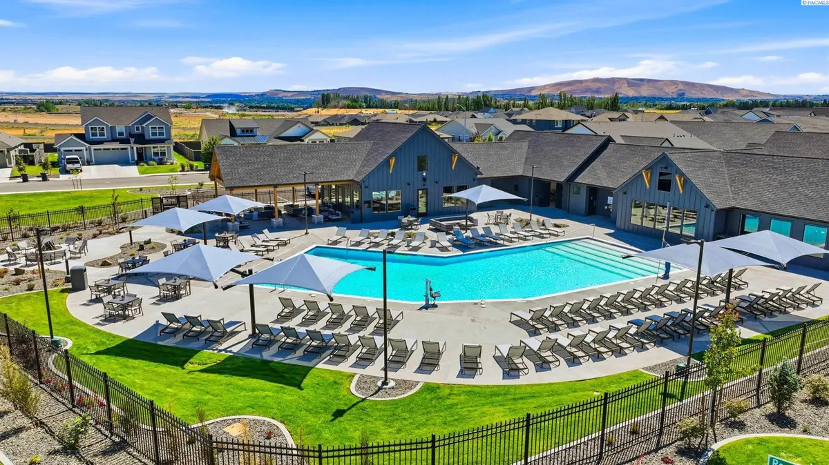 5612 Rd. 122, Pasco, WA 99301
